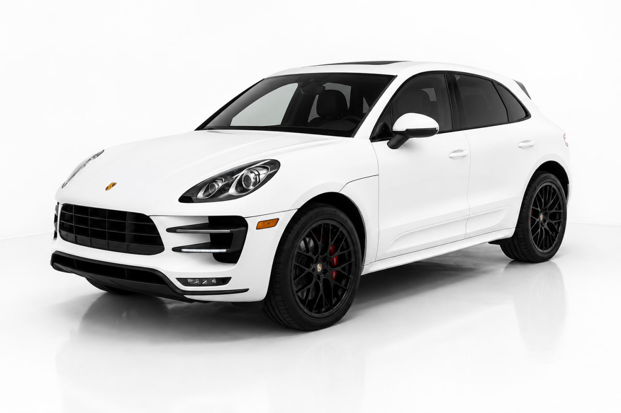 2018 Porsche Macan Turbo - White